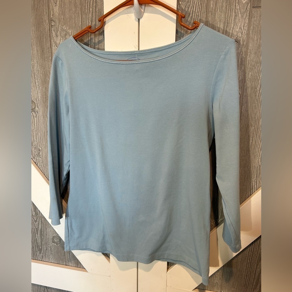 374. Talbots Sz S light blue long sleeve round neck tee.